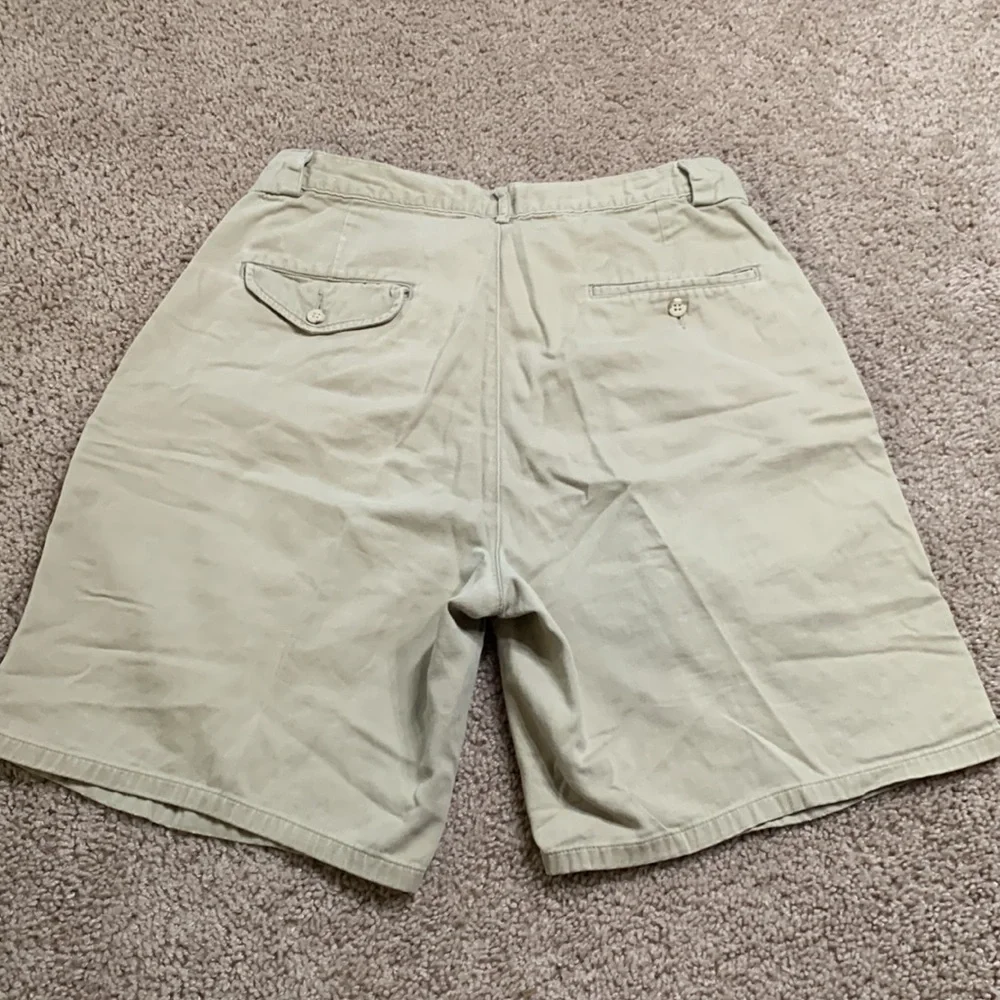 Vintage Polo by Ralph Lauren Made in USA Beige Pleated Cotton Shorts